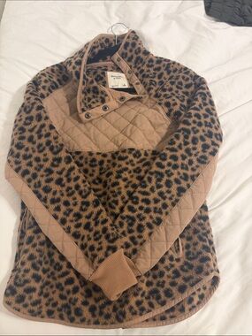 Abercrombie & Fitch Leopard Print Quilted Teddy Jacket - Tan & Black